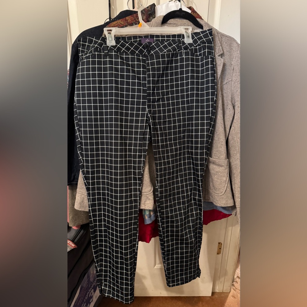 NYDJ Black Windowpane Ankle Pants 4 x  28 PROMOTION